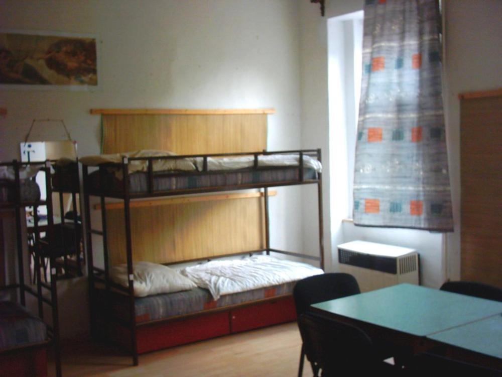 Season Hostel Будапешт Номер фото